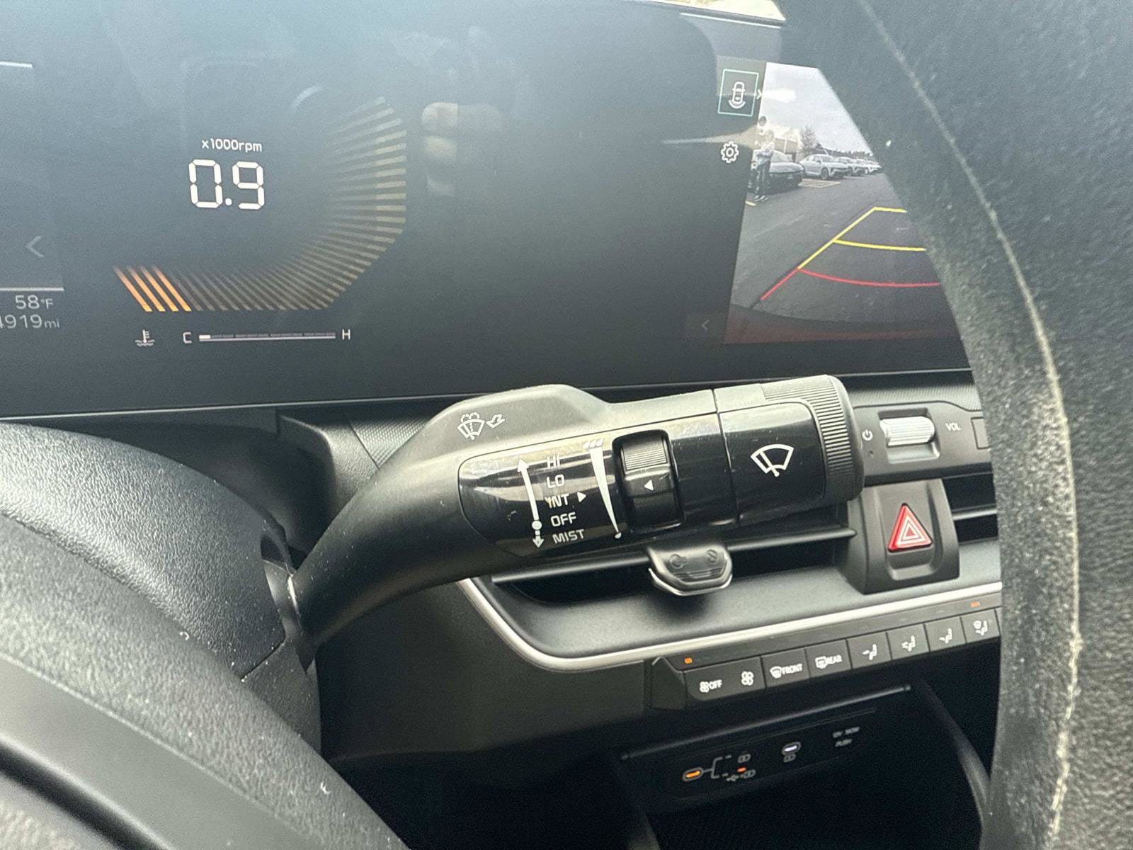 Used 2025 Kia K4 FWD image 30