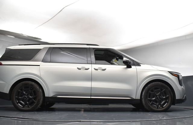 Certified 2025 Kia Carnival SX Prestige image 42