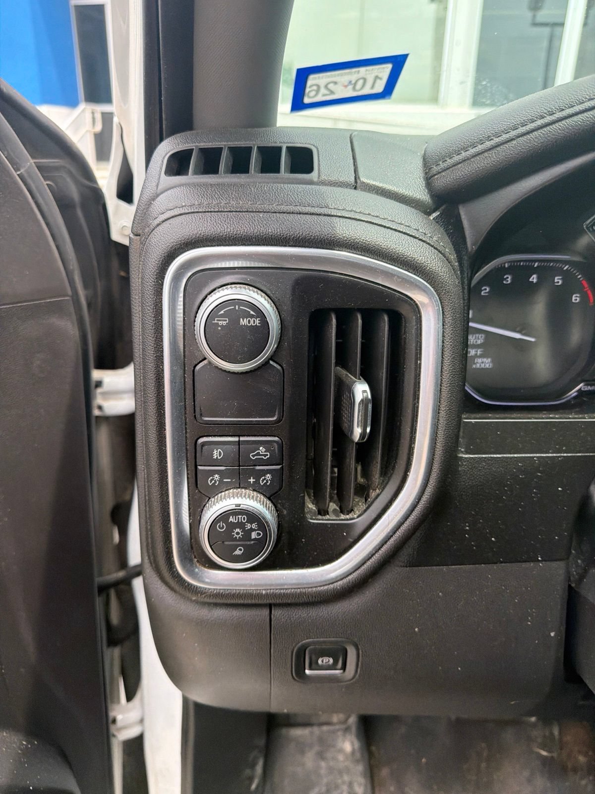 Used 2021 GMC Sierra 1500 SLT RWD image 10