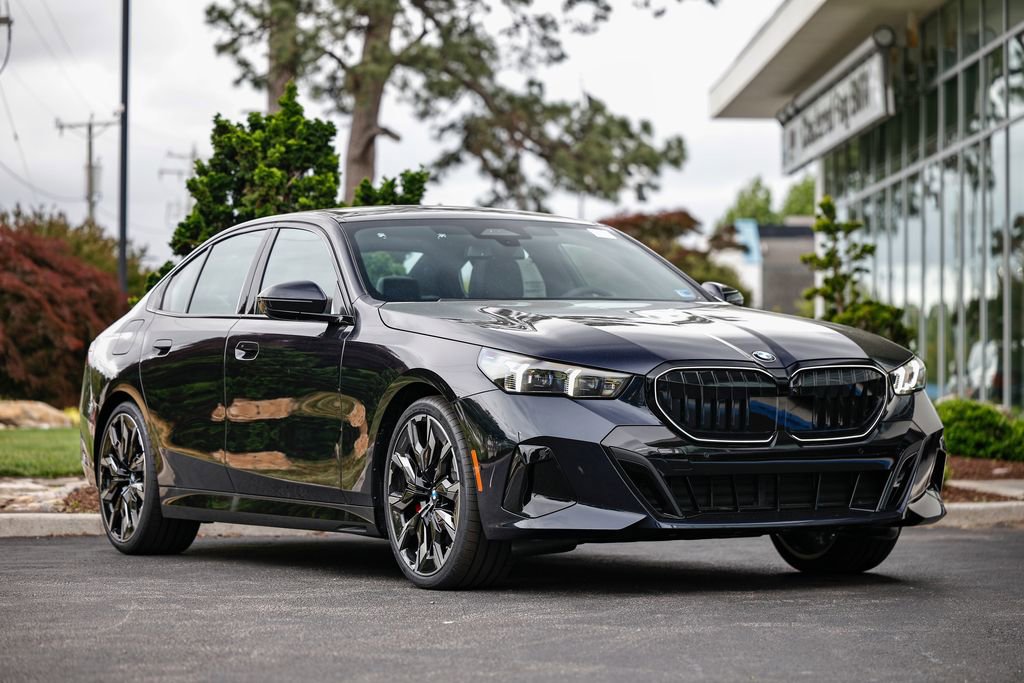 New 2027 BMW 540i xDrive w/ Executive Package