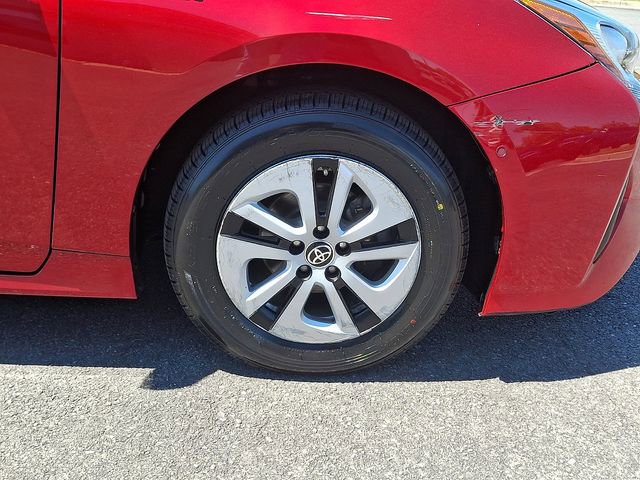 Used 2017 Toyota Prius Two w/ Prius Two Safety Plus Package FWD image 8