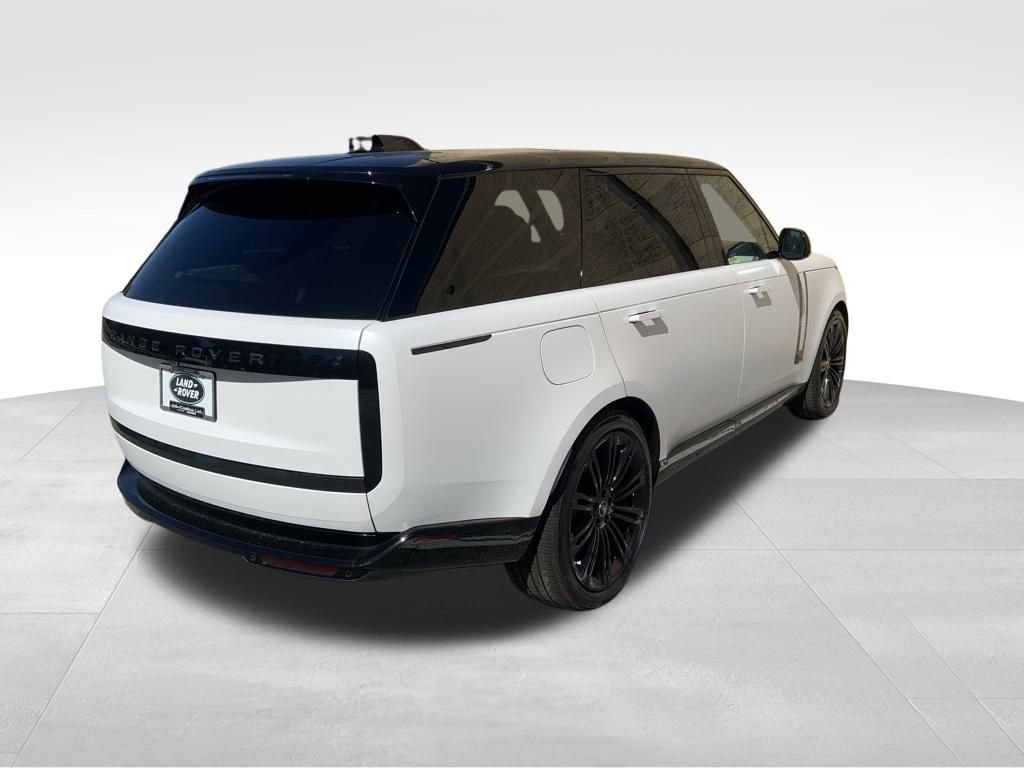 New 2025 Land Rover Range Rover Long Wheelbase SE image 6