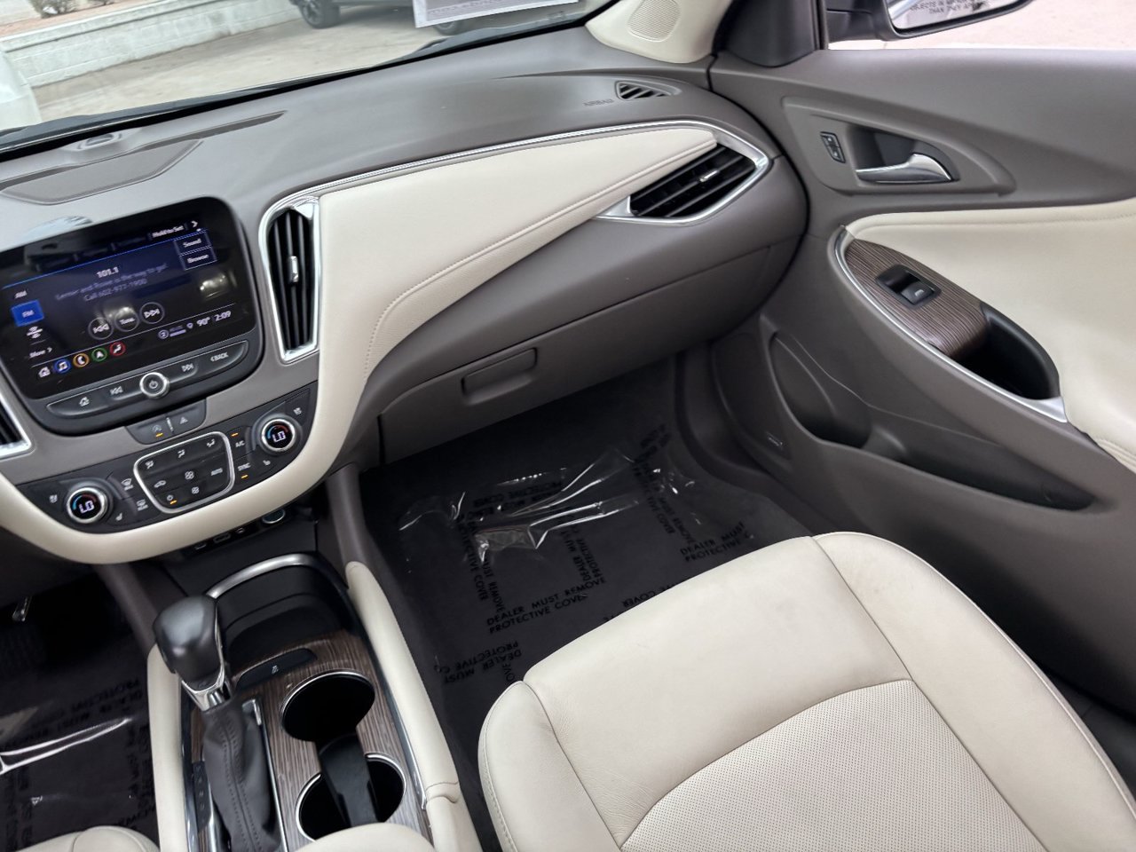 Used 2023 Chevrolet Malibu LT w/ LPO, Floor Liner Package FWD image 14