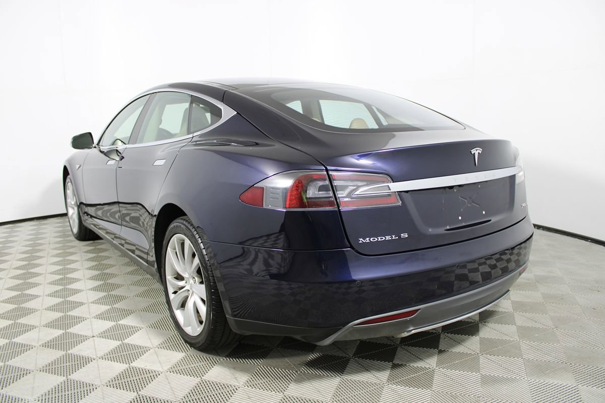 Used 2013 Tesla Model S Performance RWD image 68