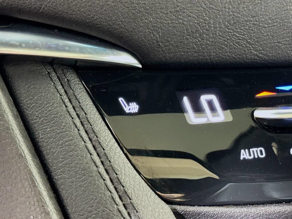 Used 2025 Cadillac XT5 Premium Luxury FWD image 19