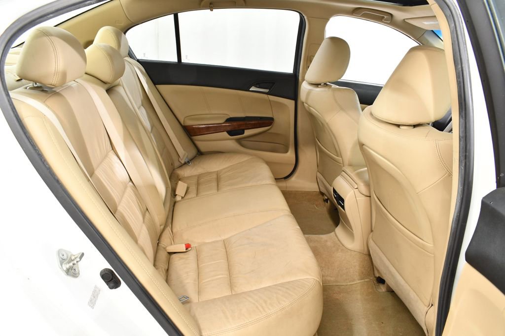 Used 2011 Honda Accord EX-L image 19