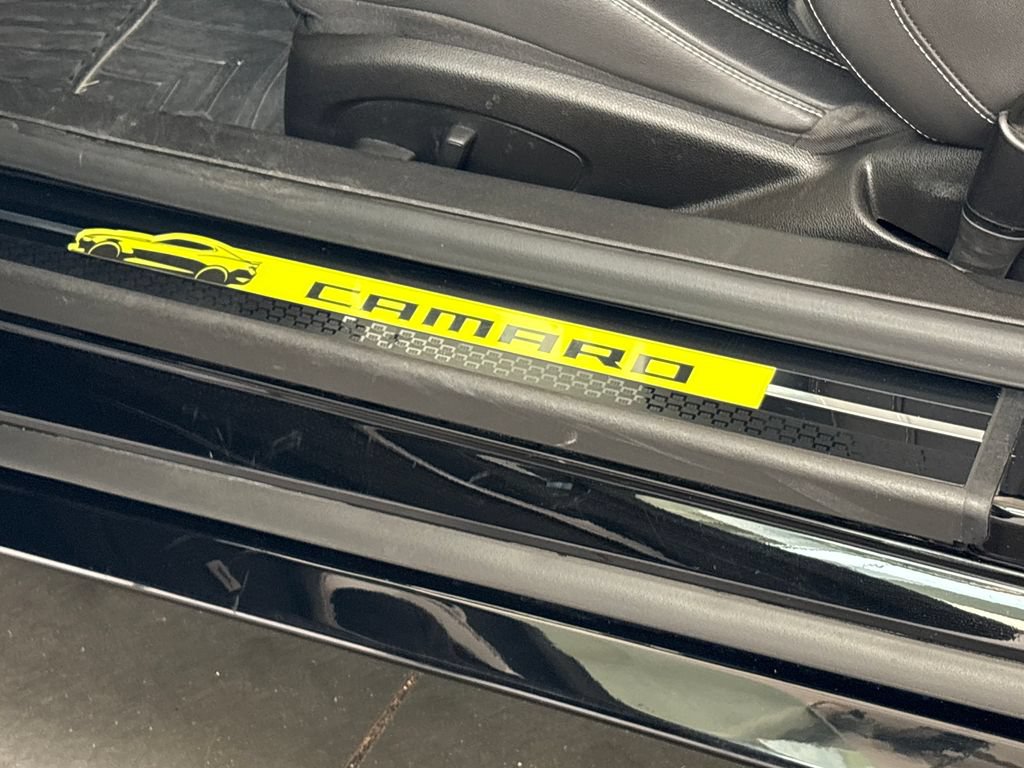 Used 2023 Chevrolet Camaro SS RWD image 47
