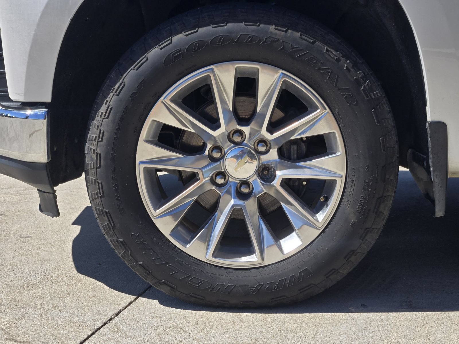 Used 2019 Chevrolet Silverado 1500 LTZ AWD/4WD image 10