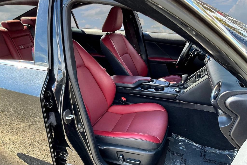 Used 2022 Lexus IS 300 AWD w/ Premium Package image 29