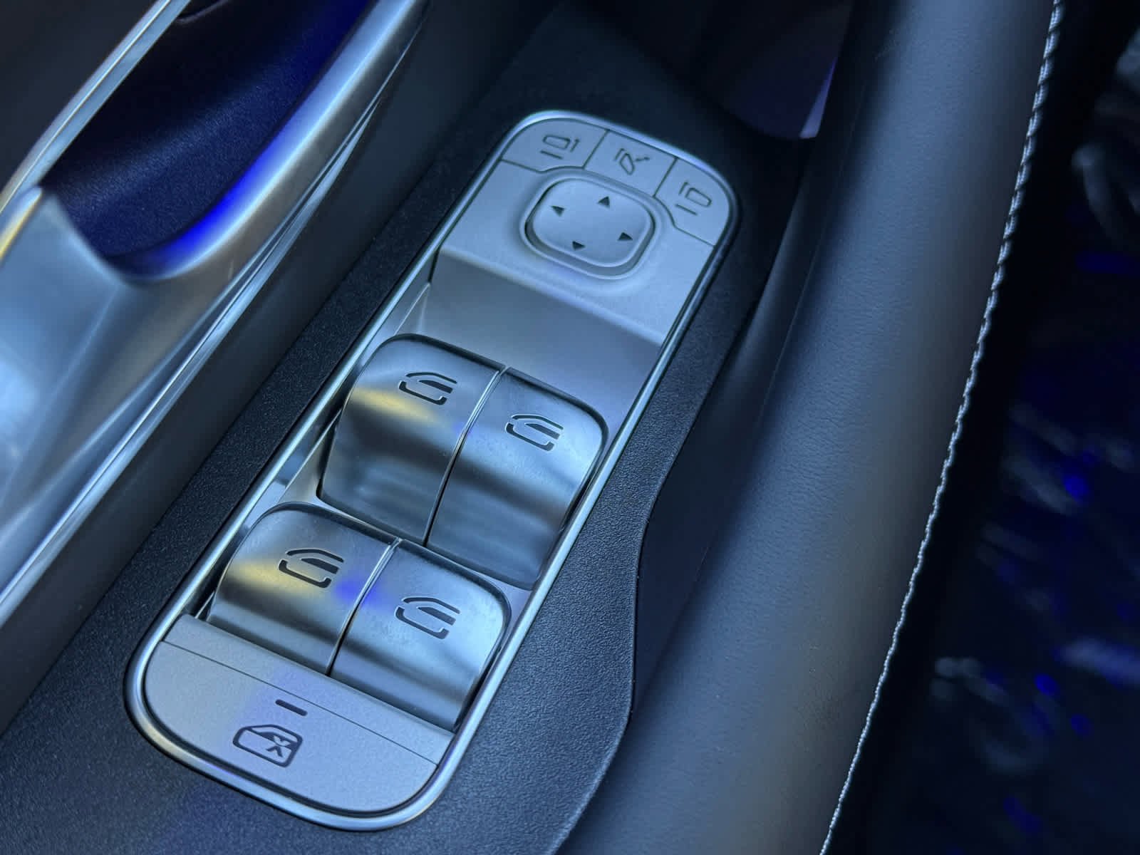 New 2026 Mercedes-Benz GLE 63 AMG S image 23