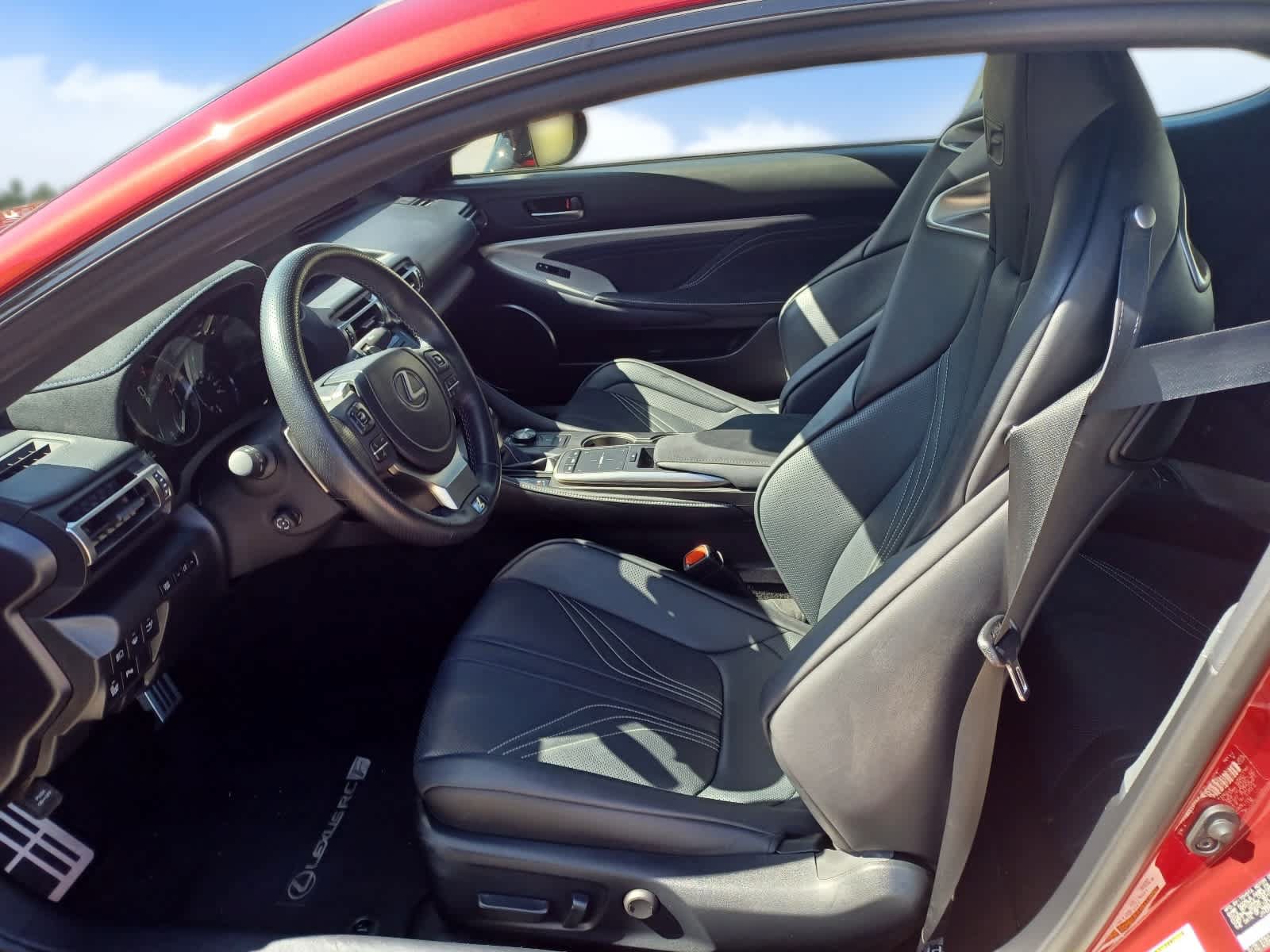 Used 2022 Lexus RC F w/ Premium Package RWD image 7