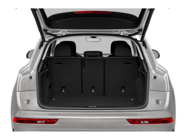 Used 2021 Audi Q5 Premium w/ Convenience Package image 11