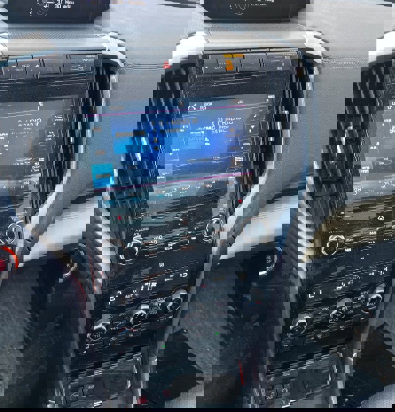 Used 2022 Subaru Ascent Limited w/ Technology Package image 16