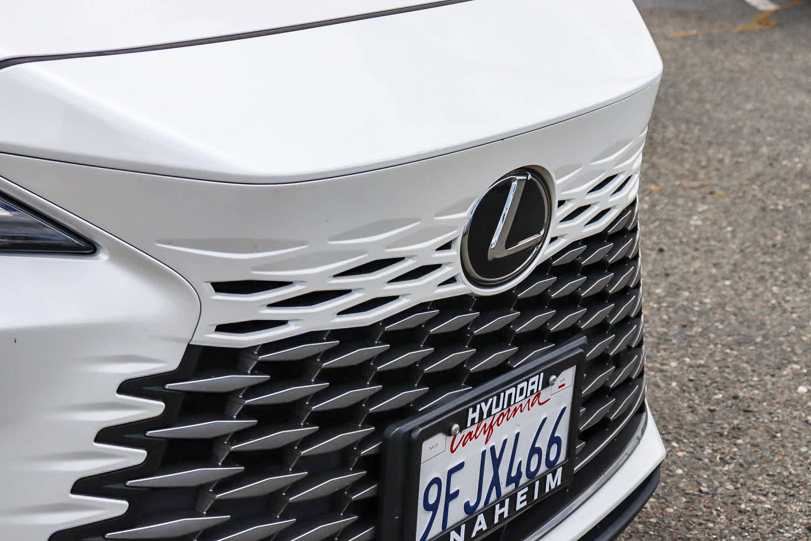 Used 2023 Lexus RX 350 FWD w/ Cold Area Package image 5