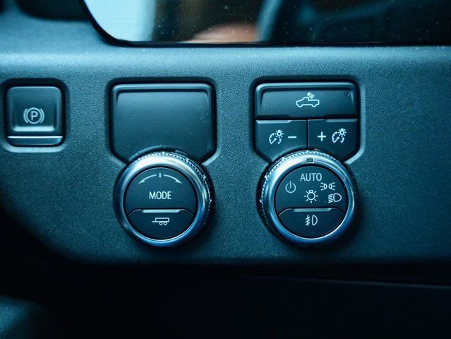 Used 2022 GMC Sierra 1500 Elevation w/ LPO, Elevation Black Package image 23