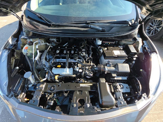 Used 2021 Nissan Versa SV FWD image 7