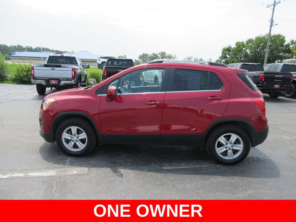 Used 2015 Chevrolet Trax LT w/ LT Sun and Sound Package AWD/4WD image 10