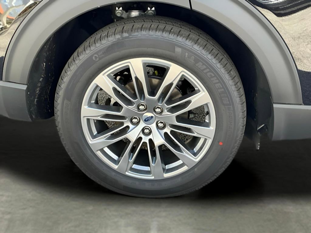 New 2026 Ford Explorer Platinum RWD image 46