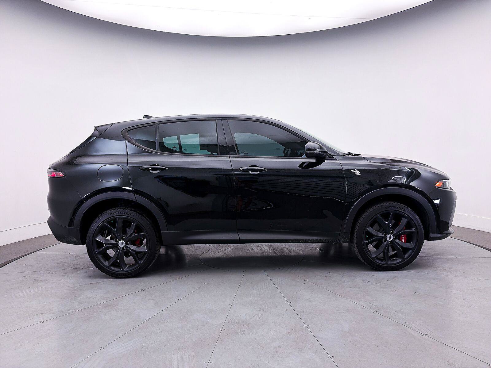 Used 2023 Dodge Hornet GT w/ Cold Weather Group AWD/4WD image 38
