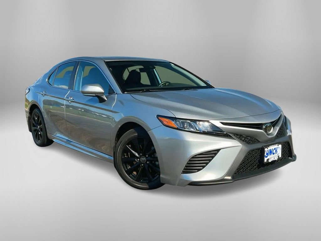 Used 2020 Toyota Camry SE image 5