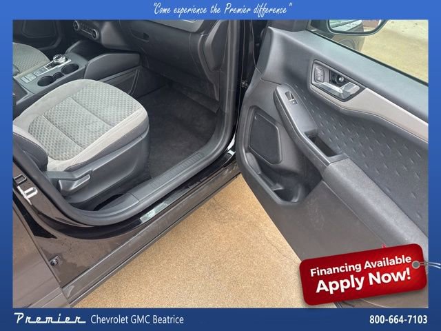 Used 2020 Ford Escape SE image 20