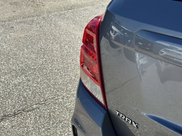Certified 2020 Chevrolet Trax LS FWD image 29