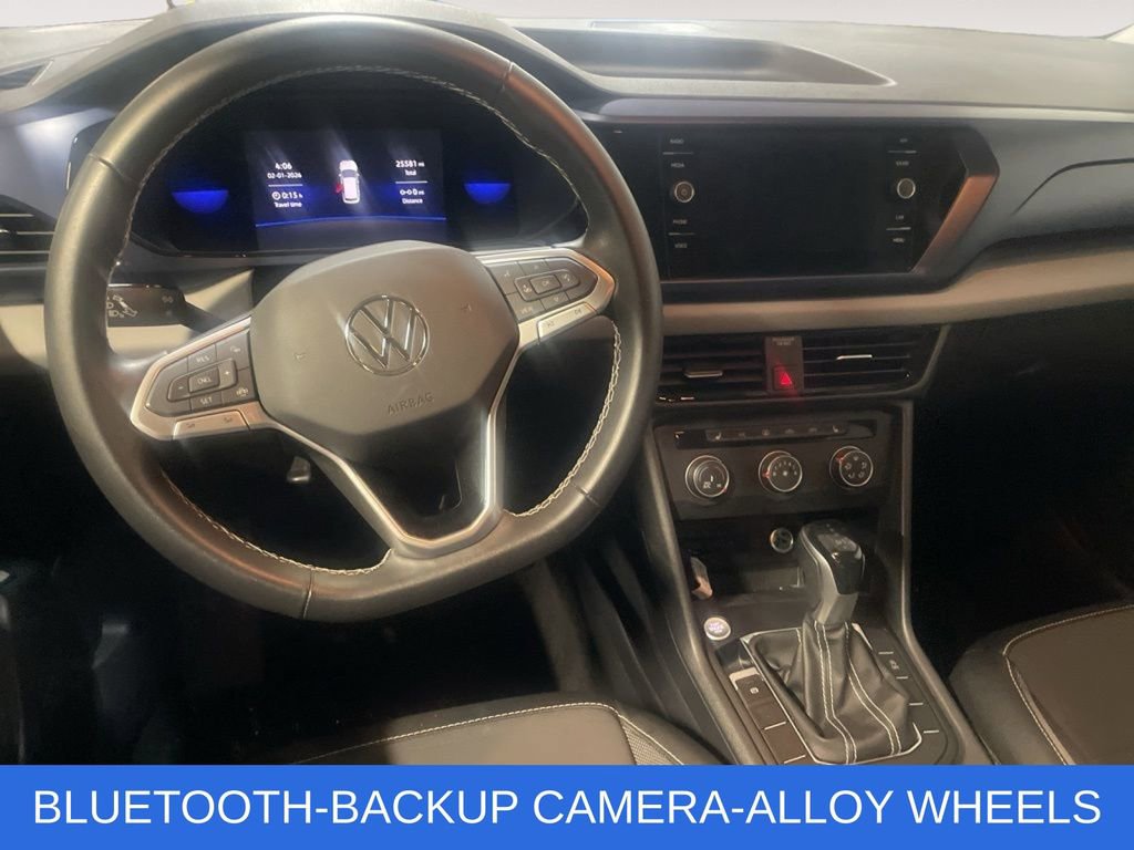 Used 2022 Volkswagen Taos SE AWD/4WD image 12