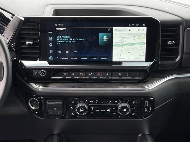 Used 2025 Chevrolet Silverado 2500 LTZ w/ LTZ Convenience Package image 16