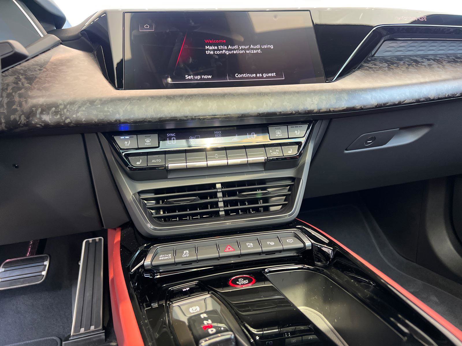 New 2025 Audi RS e-tron GT performance image 18