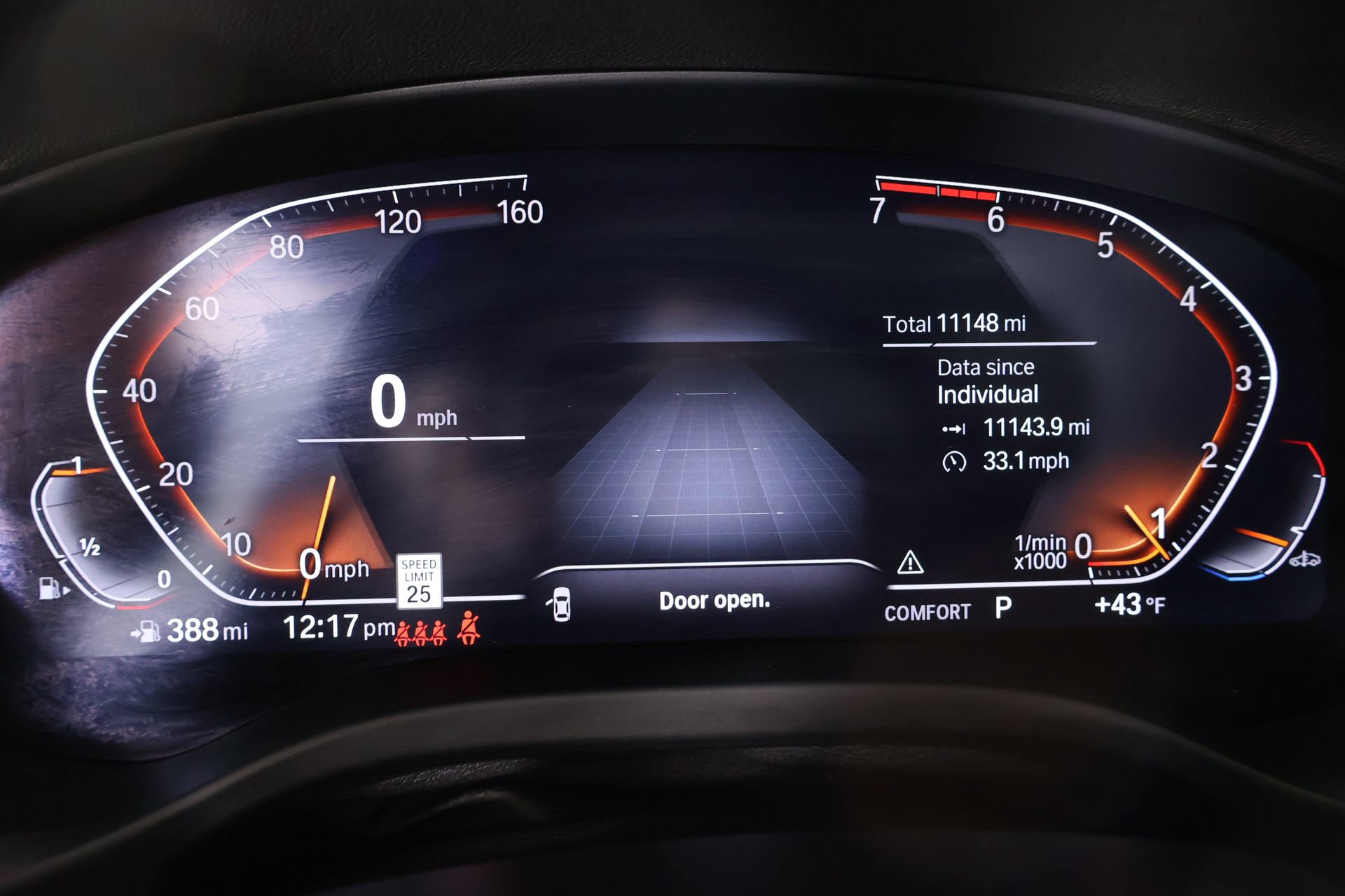 Used 2025 BMW X4 xDrive30i w/ Premium Package image 4