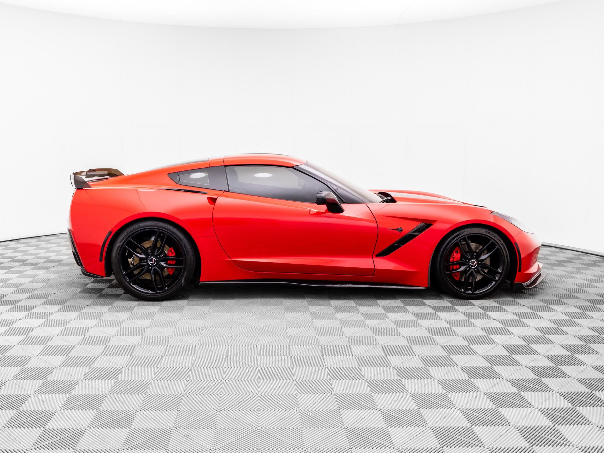 Used 2015 Chevrolet Corvette Stingray Coupe w/ 2LT Preferred Equipment Group image 6