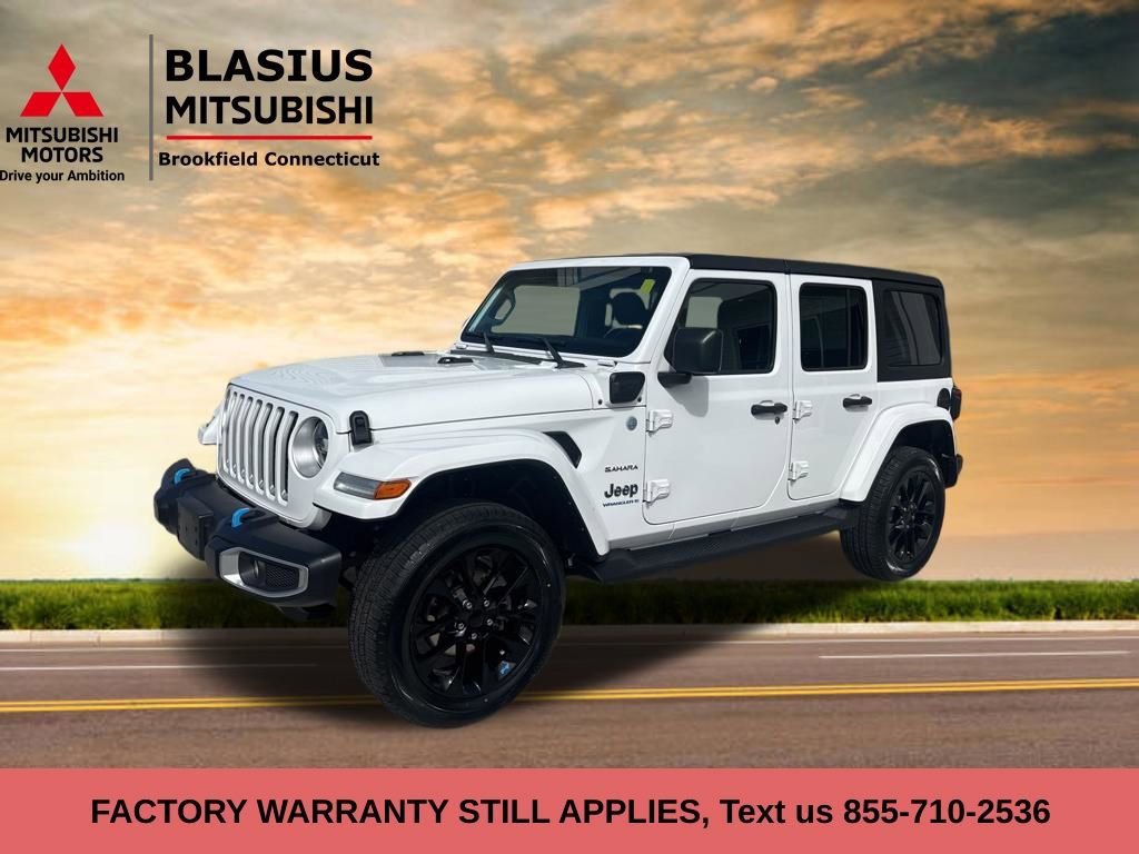 Used 2023 Jeep Wrangler Unlimited Sahara w/ Cold Weather Group image 4