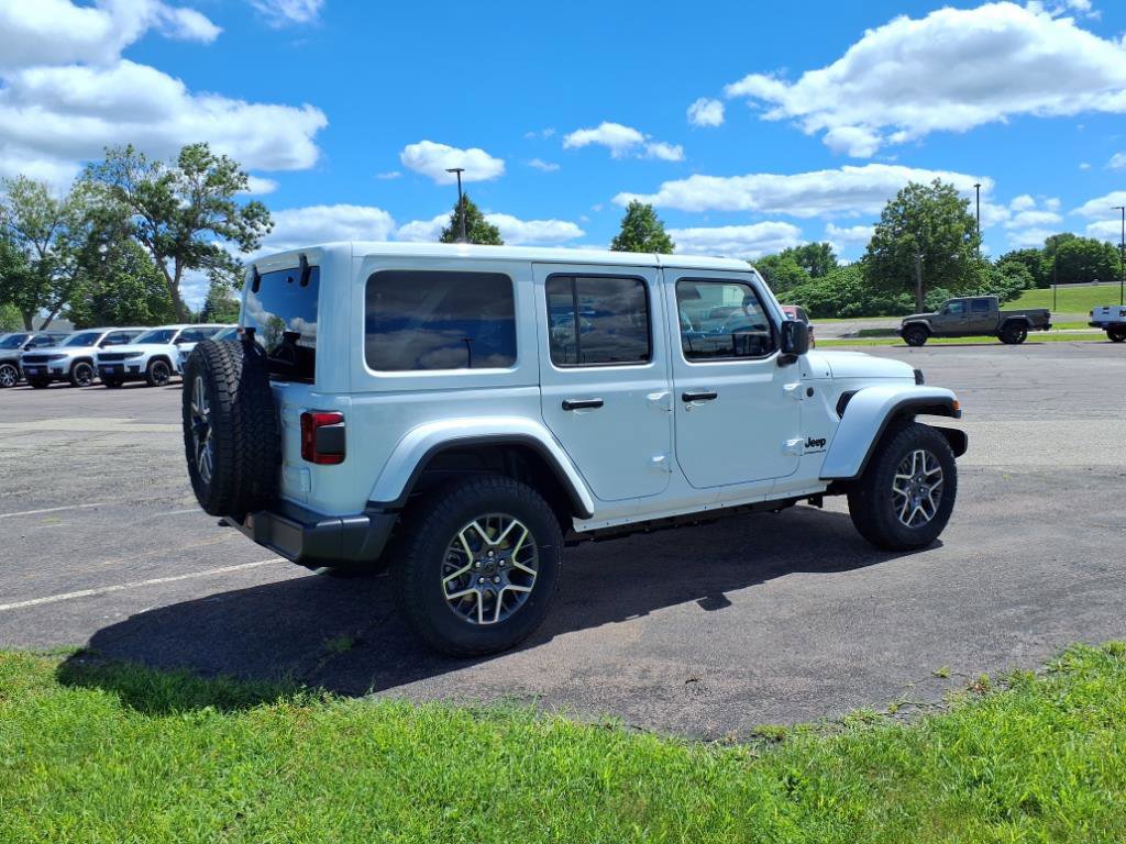 New 2025 Jeep Wrangler Unlimited Sahara image 3