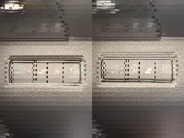 New 2026 Nissan Pathfinder Platinum image 32