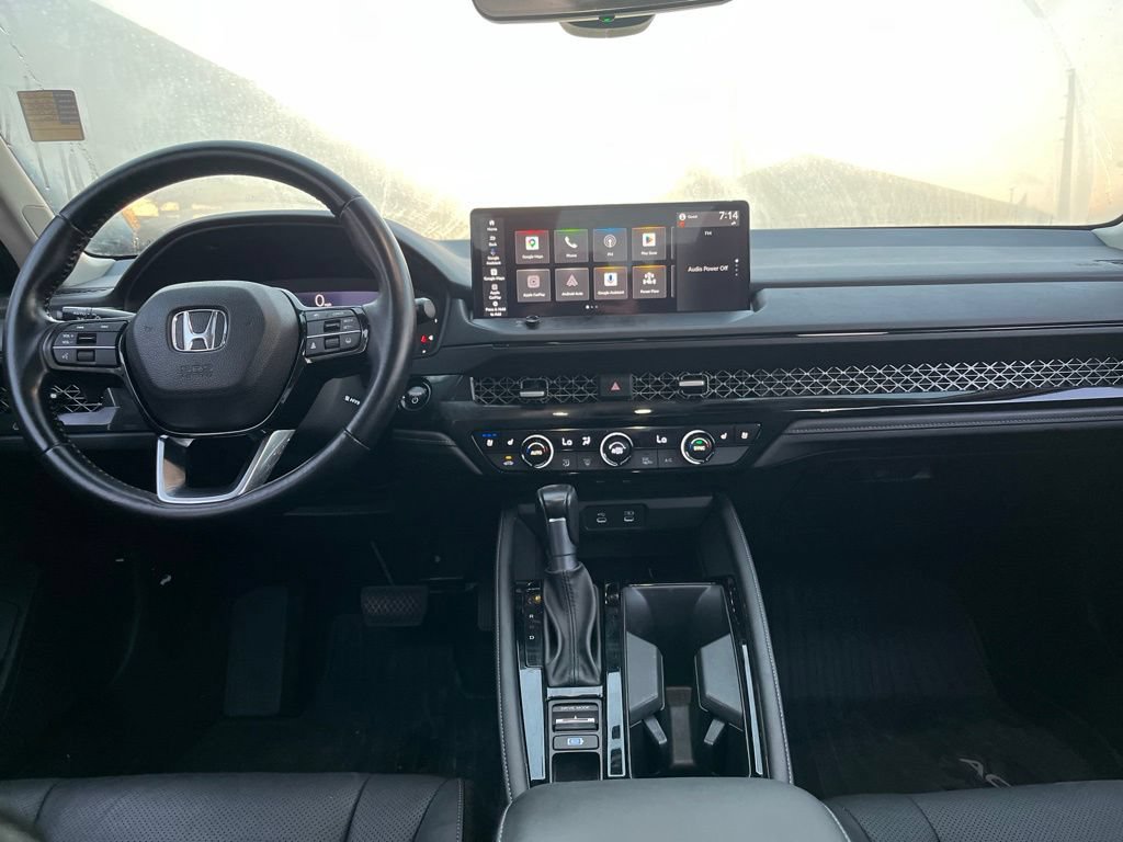 Used 2023 Honda Accord Touring image 15
