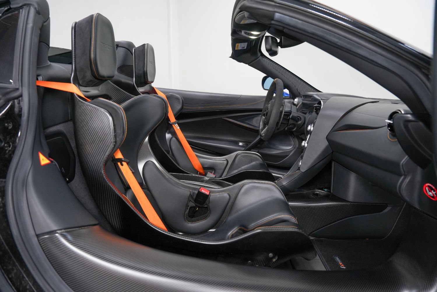 Used 2022 McLaren 765LT RWD image 33