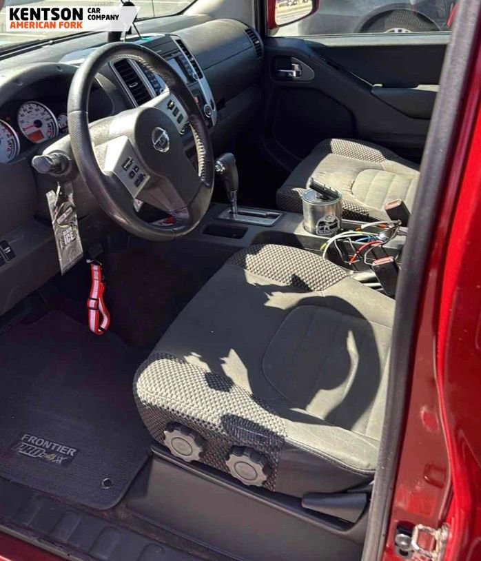 Used 2016 Nissan Frontier PRO-4X image 4