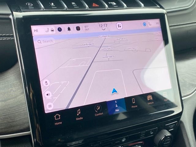 Used 2023 Jeep Grand Cherokee Limited image 10