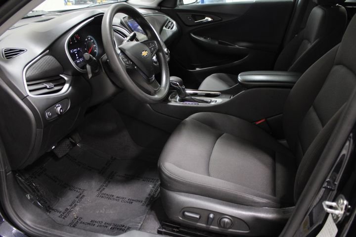 Used 2023 Chevrolet Malibu LT image 17
