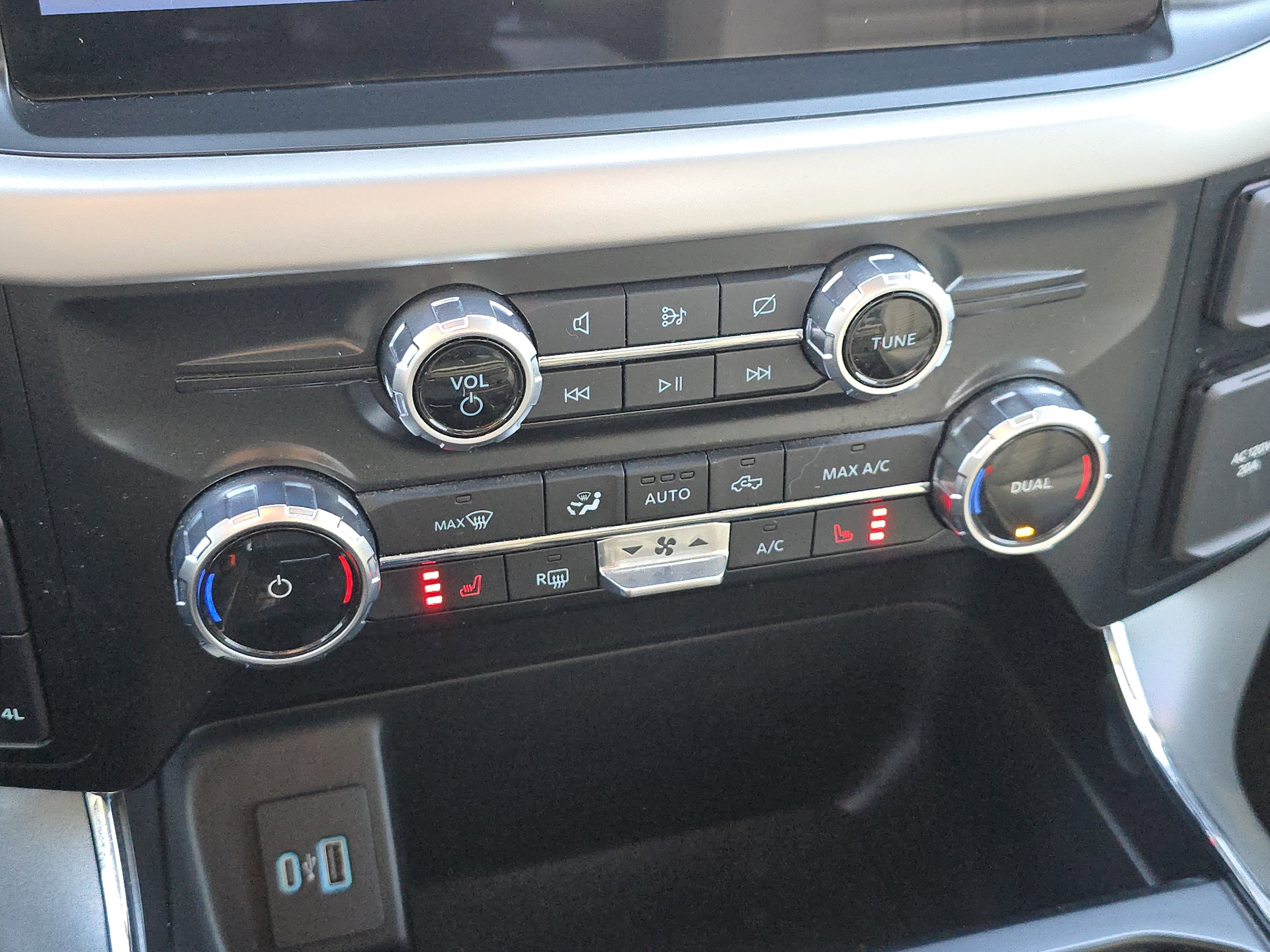 Used 2023 Ford F150 XLT w/ Equipment Group 302A High image 23