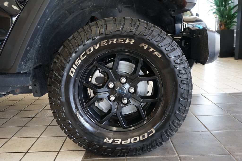 Used 2024 Jeep Wrangler Unlimited AWD/4WD image 58