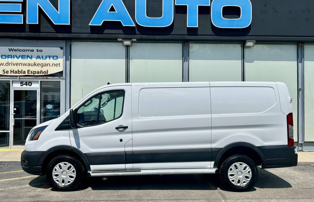 Used 2025 Ford Transit 250 Low Roof w/ Exterior Upgrade Package RWD image 23