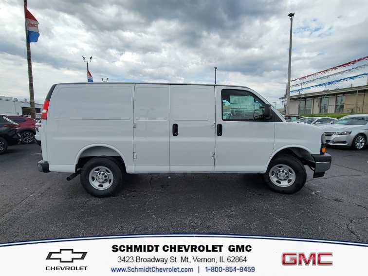 New 2025 Chevrolet Express 2500 w/ Driver Convenience Package image 4