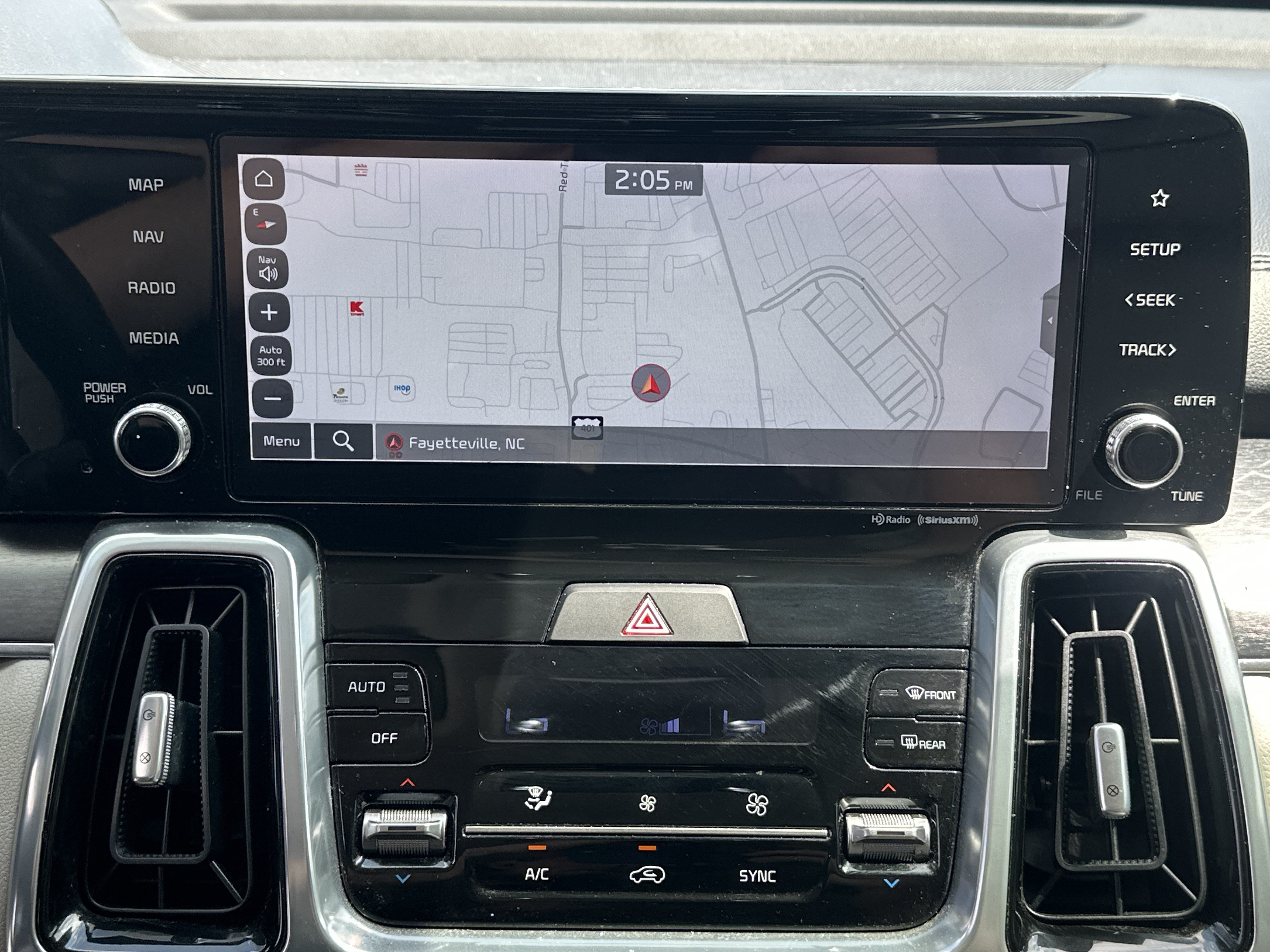 Used 2023 Kia Sorento SX FWD image 24