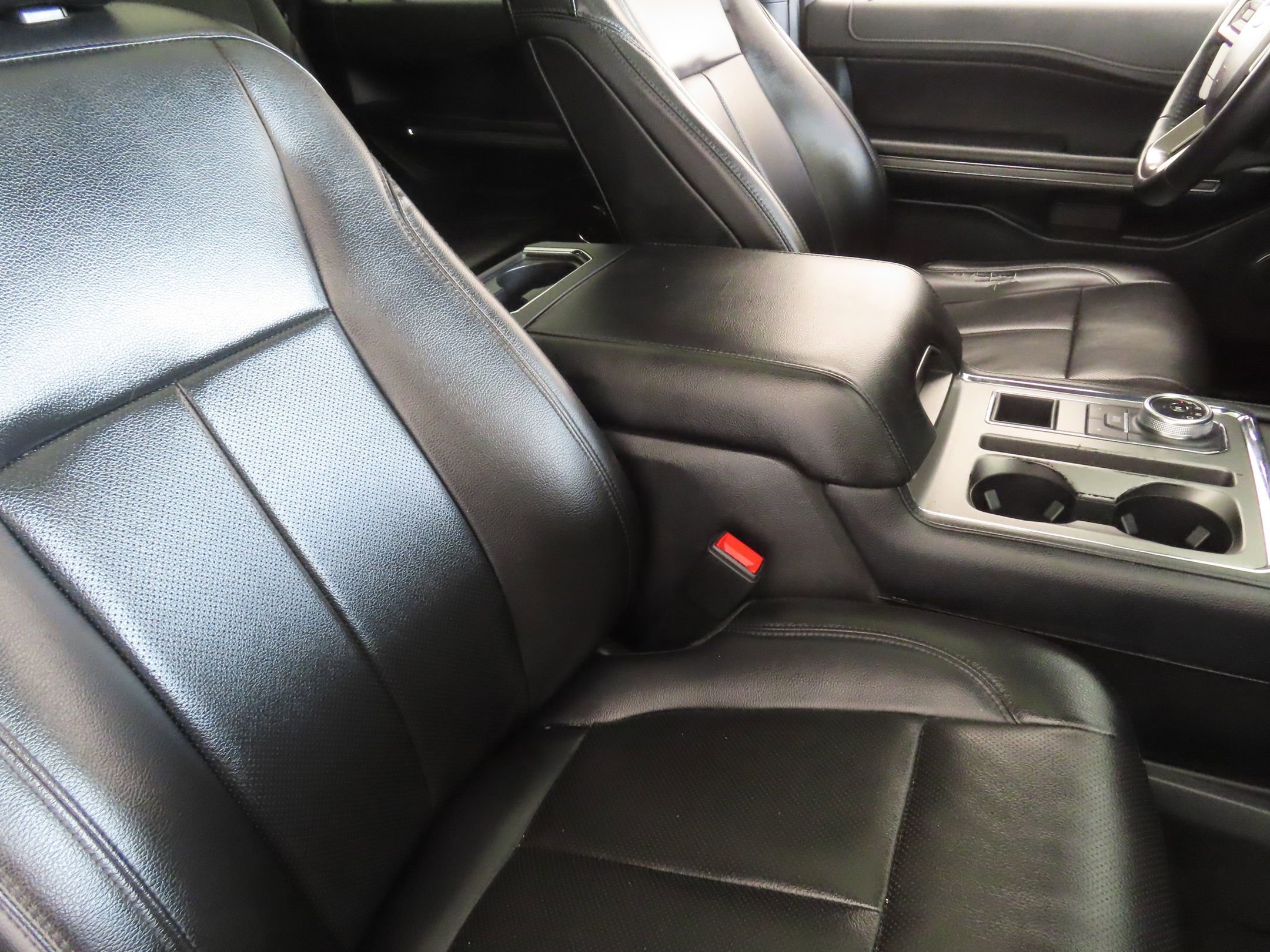 Used 2021 Ford Expedition Max XLT RWD image 29