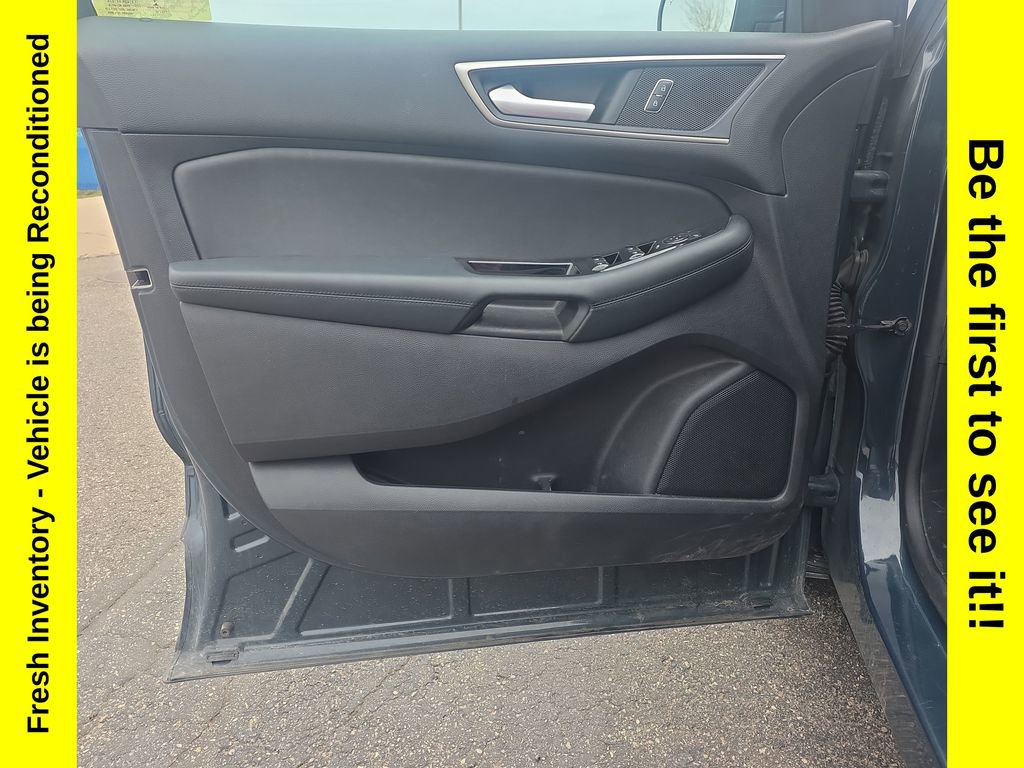 Used 2019 Ford Edge SEL w/ Equipment Group 201A AWD/4WD image 10