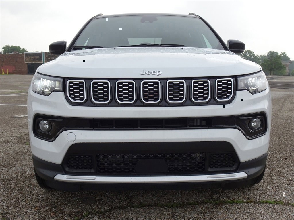 Used 2024 Jeep Compass Limited image 8