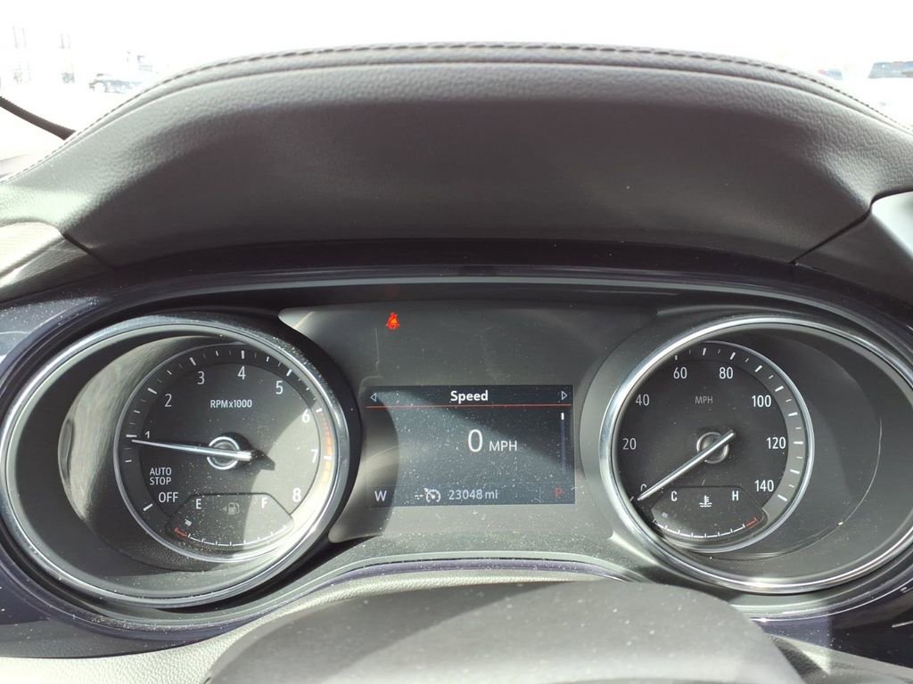 Used 2023 Buick Encore GX Select image 16