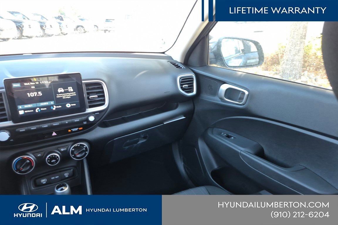 New 2026 Hyundai Venue SE FWD image 20
