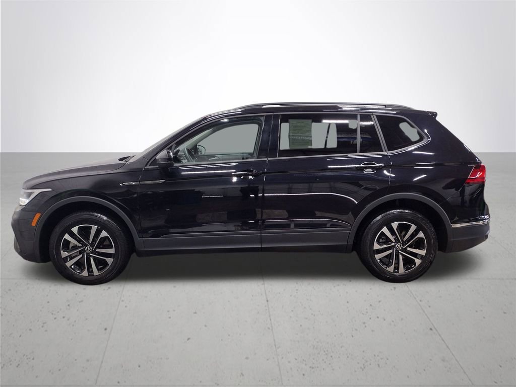 Certified 2024 Volkswagen Tiguan S image 11